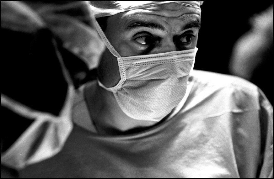 Surgeon - Queen Elizabeth Hospital Adelaide 2000