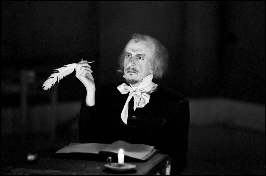 Actor Geoffrey Rush - "Diary of a Madman" Belvoir Sreet Theatre - 1989